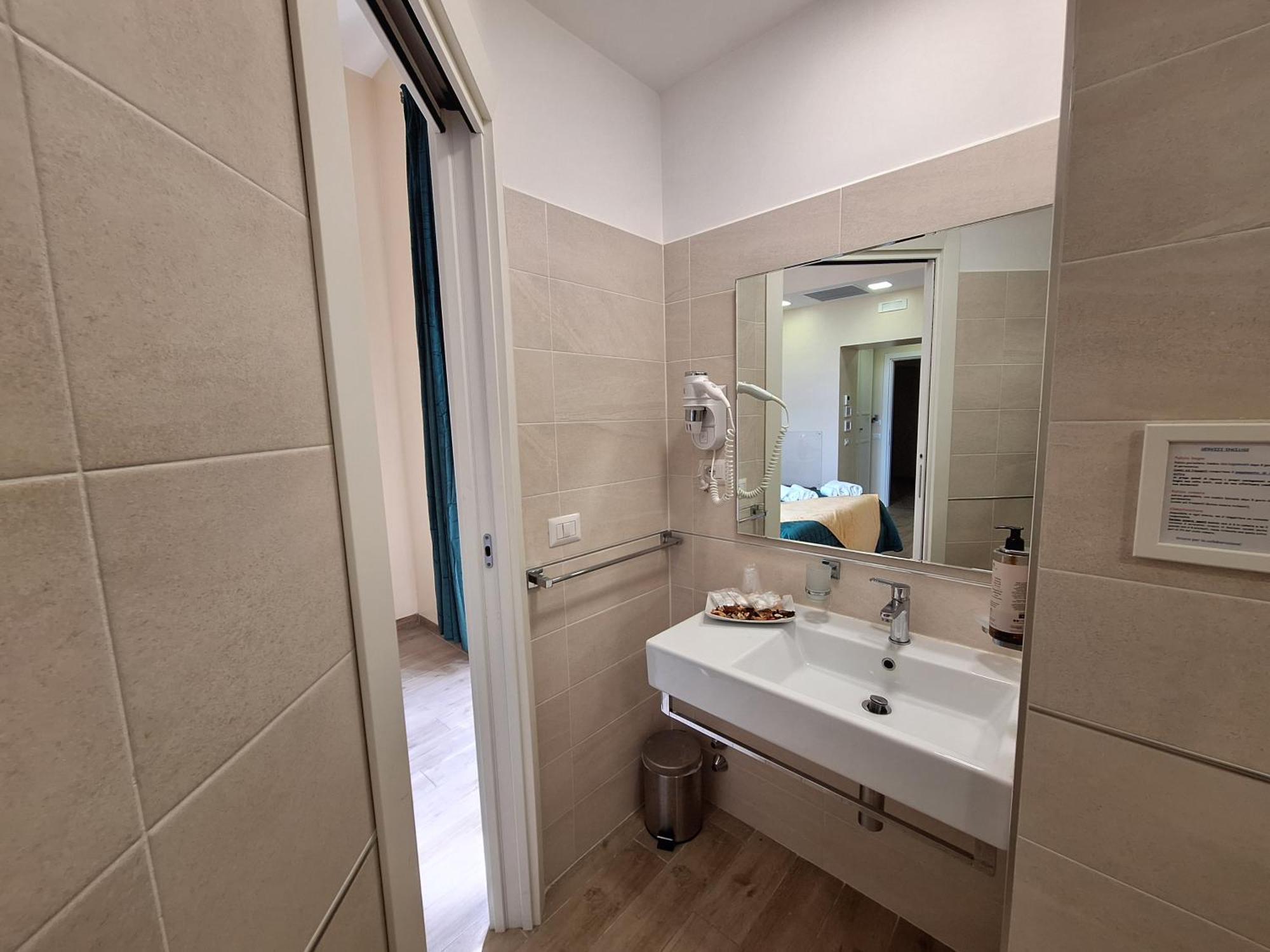 Residenze Serventi Longhi Рим Экстерьер фото