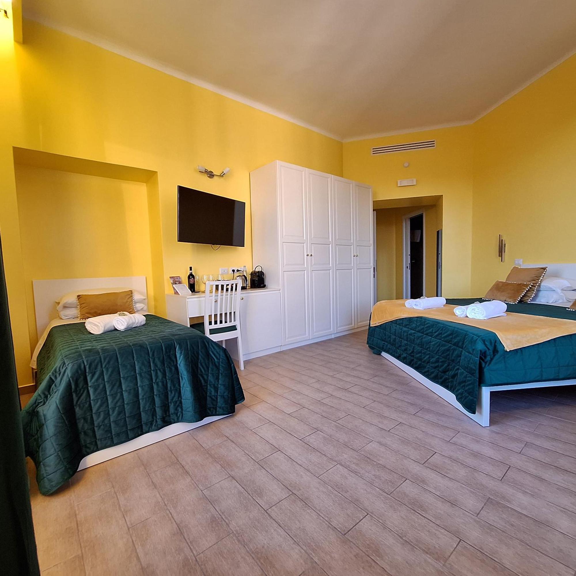 Residenze Serventi Longhi Рим Экстерьер фото