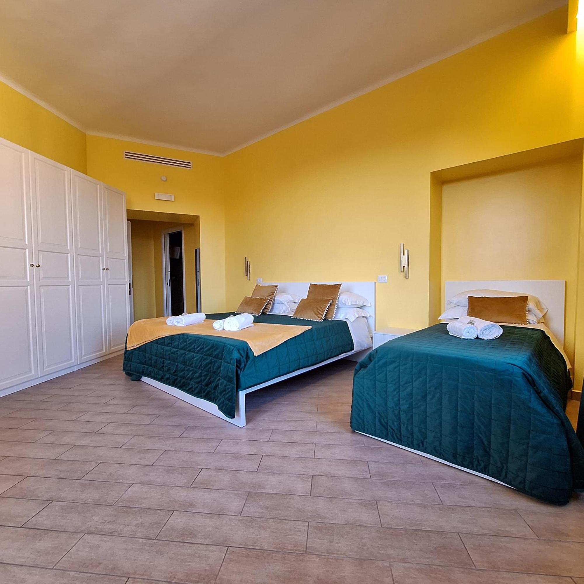 Residenze Serventi Longhi Рим Экстерьер фото
