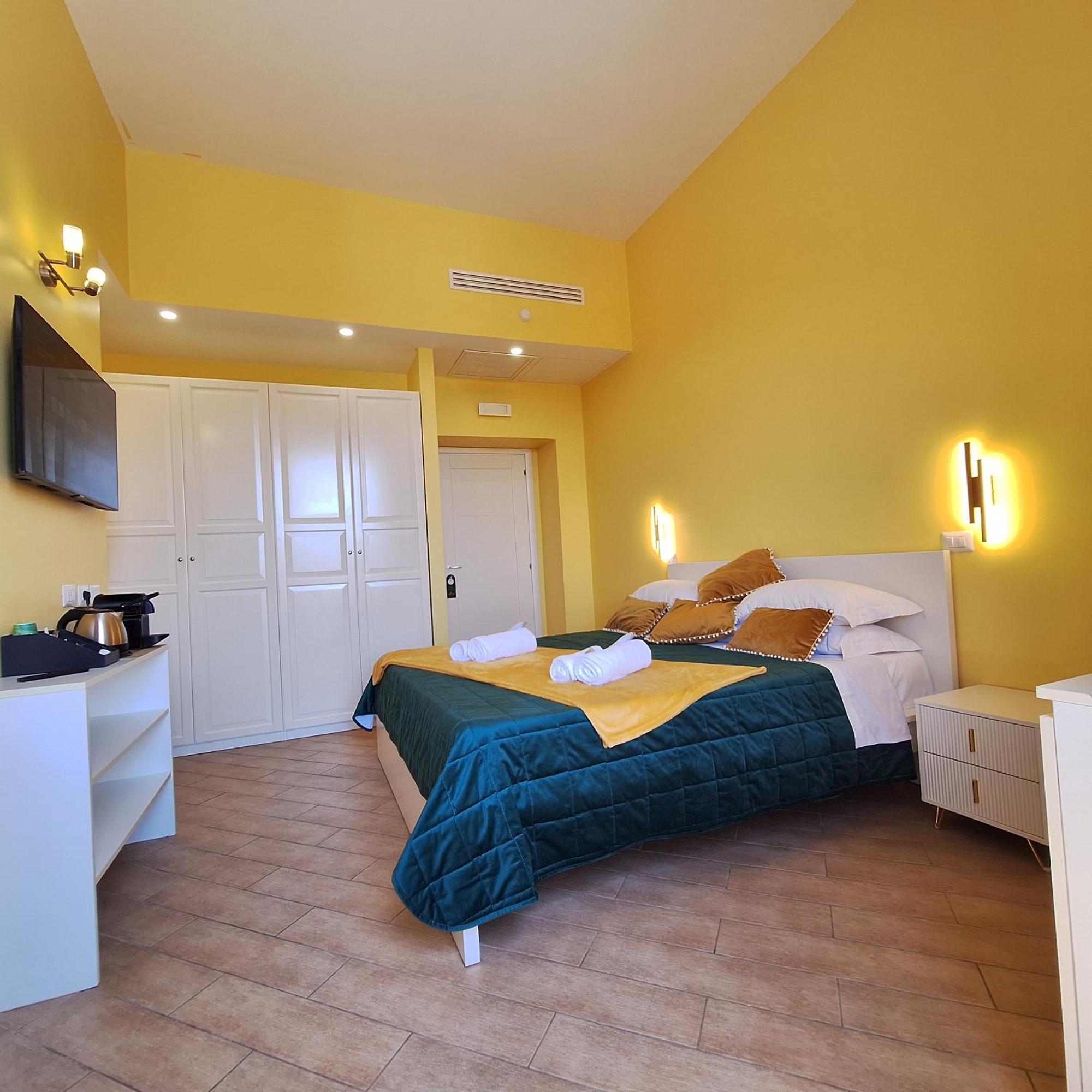 Residenze Serventi Longhi Рим Экстерьер фото